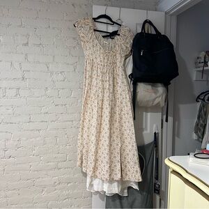 Doen Cream Floral Maxi Dress